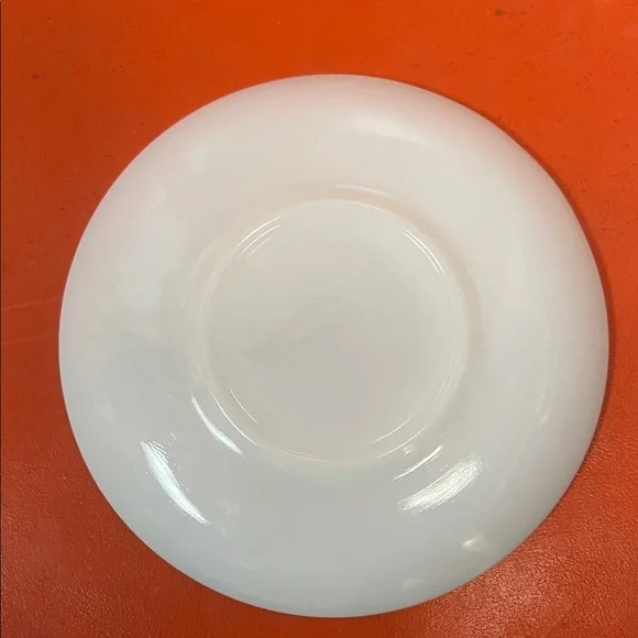 Elegant White Saucer with Green Trim - Picture 3 of 5